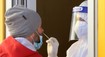 Počet hospitalizovaných naďalej klesá. Nové úmrtia, žiaľ, nie