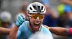 VIDEO: Veľký deň britského cyklistu. Mark Cavendish zaznamenal na Tour de France rekorný triumf a prekonal legendu