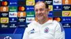 Slovan kvôli City cestoval na ligu lietadlom. Weiss: Ak nám ľudia po zápase zatlieskajú, budem spokojný