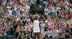 Wimbledon: Šok v 1. kole. Pätnásťročná Američanka pokorila Venus Williamsovú