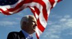 Zomrel republikánsky senátor John McCain (†81), politická elita mu vzdala hold