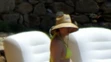 Kate Hudson oddychuje na gréckom ostrove.