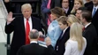 Donald Trump skladá prísahu ako 45. prezident Spojených štátov amerických.