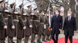 Na snímke slovenský premiér Eduard Heger (druhý sprava) a český premiér Andrej Babiš počas stretnutia v Prahe.