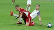 Na snímke zľava Martin Rymanenko (Banská Bystrica) a  René Paraj (Podbrezová) .