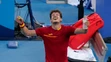 Španiel Pablo Careno-Busta sa teší po výhre nad Novakom Djokovičom v boji o bronz na OH v Tokiu.