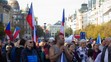 Na snímke účastníci demonštrácie s názvom Nenásilná revolúcia - Česká republika na 1. mieste, na ktorej ľudia protestujú proti vláde českého premiéra Petra Fialu.