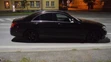 Mercedes S350, ktorý v Nitre na priechode pre chodcov zrazil 27-ročnú chodkyňu.