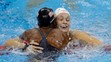 Američanka Simone Manuelová a Kanaďanka Penny Oleksiaková