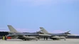 Stíhačky F-16 americkej výroby, ktoré pristáli v priestoroch Leteckej základne Malacky-Kuchyňa.
