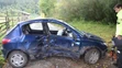 Zničené auto.
