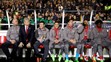 Lavička Arsenalu v zápase 5. kola FA Cupu proti proti piatoligovému Suttonu, druhý zľava kouč tímu Arséne Wenger.