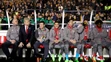 Lavička Arsenalu v zápase 5. kola FA Cupu proti proti piatoligovému Suttonu, druhý zľava kouč tímu Arséne Wenger.