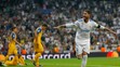 Kapitán Realu Sergio Ramos sa teší z gólu v 1. kole LM proti Apoelu Nikózia.