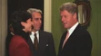 Ghislaine Maxwellová s Jeffreym Epsteinom v Bielom dome s prezidentom USA Billom Clintonom na archívnej snímke z roku 1993.