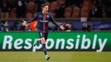 Edinson Cavani (PSG) oslavuje gól v osemfinále LM proti Chelsea.