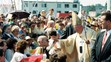 Na snímke z 1. júla 1995 Svätý otec Ján Pavol II. požehnáva pútnikom v Šaštíne.