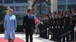 Francúzsky prezident Emmanuel Macron pricestoval na Slovensko.