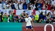 Trent Alexander-Arnold oslavuje rozhodujúcu premenenú penaltu.