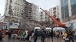 Zrútený apartmánový komplex v tureckom Diyarbakire.