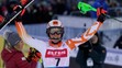 Petra Vlhová oslavuje víťazstvo v cieli 2. kola slalomu žien Svetového pohára v alpskom lyžovaní žien vo fínskom Levi.