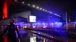 Sanitky pred istanbulským klubom Reina.