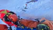 V Nízkych Tatrách sa strhli dve lavíny, stiahli so sebou dvoch lyžiarov