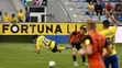 Zľava hráč Michaloviec Matúš Begala a Gabriel Halabrín z Ružombera v zápase 8. kola Fortuna ligy.