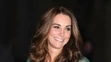 Kate Middleton v róbe od Jenny Packham teraz.