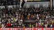 Fanúšikovia počas rozlúčkového zápasu Mariána Hossu - Goodbye Game 81