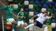Marek Rodák vyráža loptu vo finále play off EURO 2020 na pôde Severného Írska.
