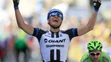 Nemecký cyklista Marcel Kittel víťazí pred Petrom Saganom na TdF 5. júla 2014.