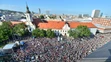 Pohľad na druhý Veľký protikorupčný pochod na Námestí SNP v Bratislave. 