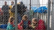 Na grécko-macedónskych hraniciach uviazlo vyše 7000 migrantov.