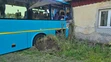 Zrážka vlaku s autobusom v Ivanke pri Nitre.