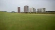 Nedokončené apatmány pri olympijskom golfovom ihrisku v Riu.