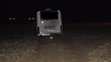 Vypadnutá tyč zasiahla vodiča autobusu.