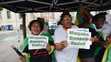 Na snímke z novembra 2017 zimbabwiansky prezident Robert Mugabe a jeho manželka Grace Mugabeová počas zhromaždenia v Harare..jpg