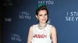 Bella Thorne na premiére filmu I Still See You