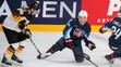 Dominik Kahun (Nemecko) a Jack Drury (USA).
