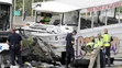 Policajní vyšetrovatelia skúmajú trosky
