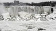 Zamrznuté Niagarské vodopády