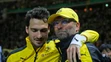 Stopér Mats Hummels sa lúči s trénerom Jürgenom Kloppom.