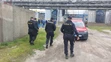 Hasiči a policajti zasahujú po výbuchu v chemickej továrni