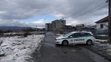Muža zavalilo klbko hadov.