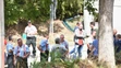 Pri Bučanoch sa prevrátil autobus so seniormi