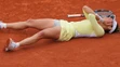 Garbine Muguruzová Blancová reaguje po výhre nad Roland Garros.