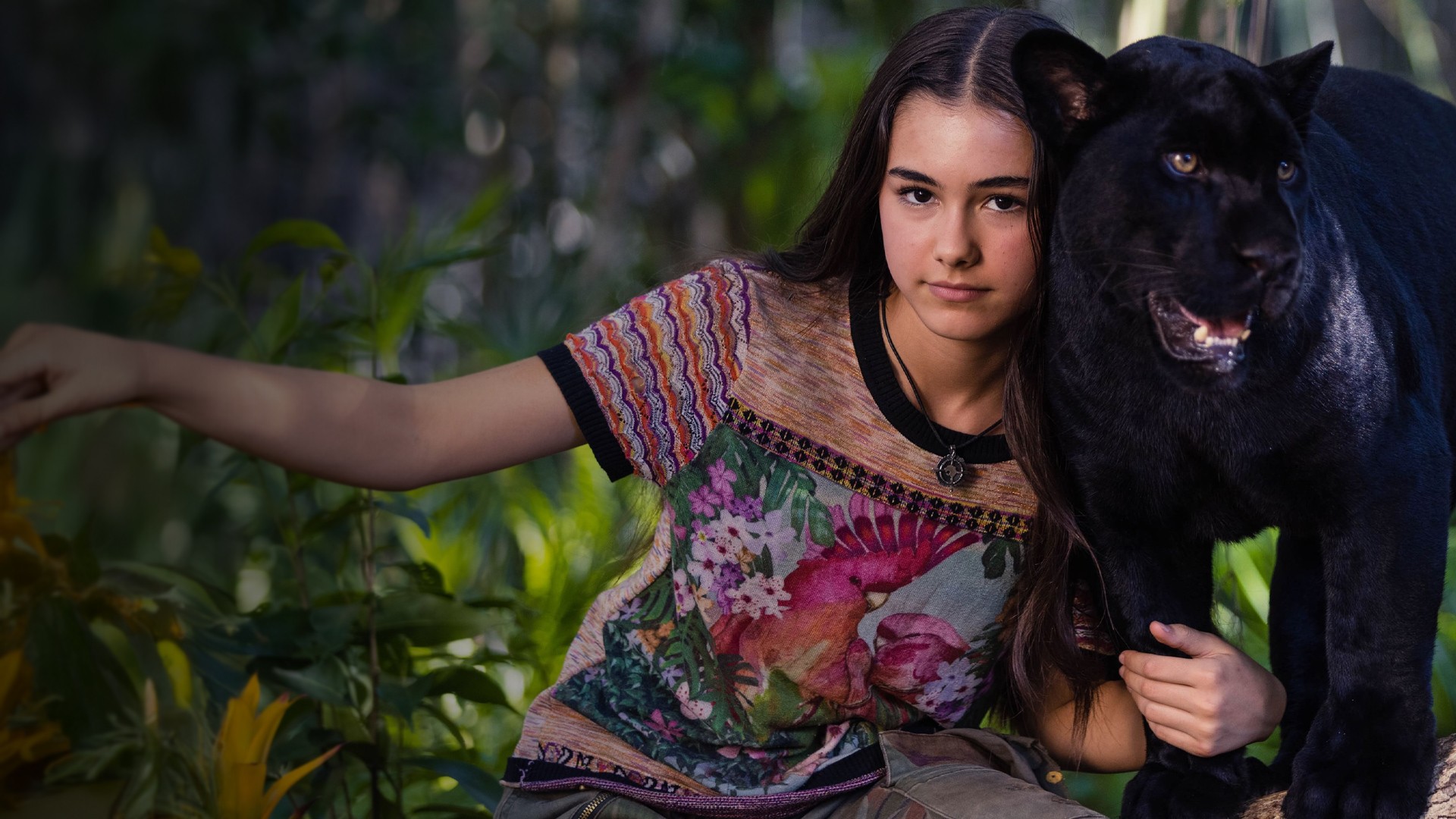 Ella a čierny jaguár