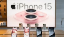 Najnovší iPhone sa prehrieva tak, že sa nedá držať v rukách. Apple už ohlásil riešenie
