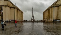 Zvyšky hurikánu Kirk zanechali na západe Európy spúšť, vo Francúzsku si vyžiadali jednu obeť